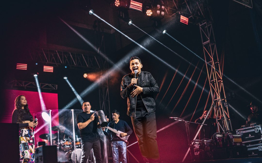 Jorge Celedón enamoró a Ecuador con su canto vallenato