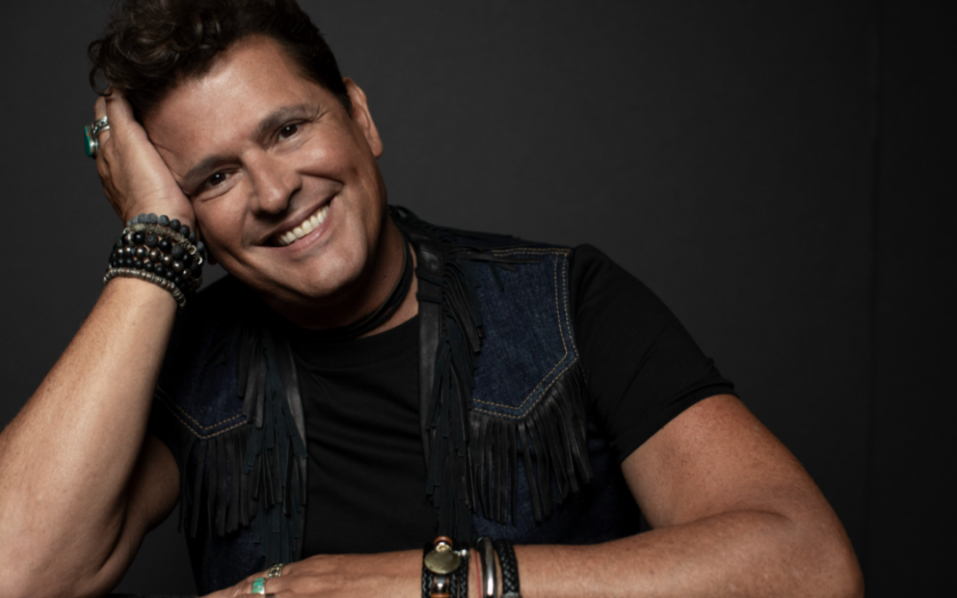 CARLOS VIVES ESTÁ CONQUISTANDO EL 2024 CON MÚSICA NUEVA, NOMINACIONES Y UNA GIRA POR EUROPA