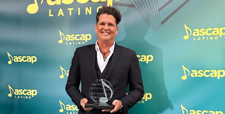 CARLOS VIVES HOMENAJEADO CON EL ASCAP FOUNDERS AWARD POR SU EXTENSA CONTRIBUCIÓN A LA INDUSTRIA MUSICAL