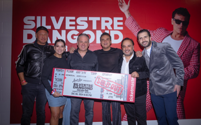 Silvestre Dangond hace épico SOLD OUT en Miami e invita a Juanes y Fonseca